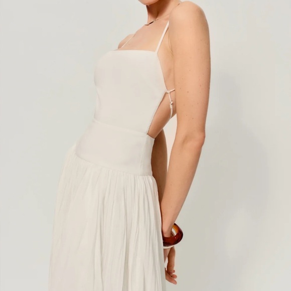Reformation Dresses & Skirts - NWT Reformation Perlette Dress Ivory